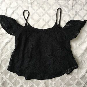 💕 Jessica Simpson off the shoulder top